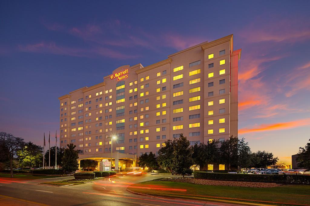 Dallas Marriott Suites Medical/Market Center Bagian luar foto